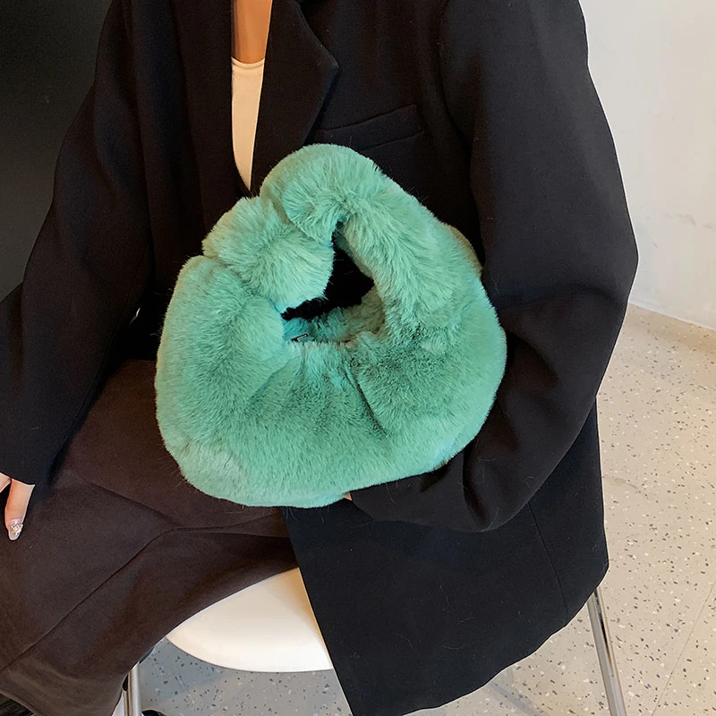 Small Plush Clutch Bags For Women 2022 Winter New Furry Luxury Designer Handbag Soft Fluffy Bag Fur Hobos Korean Fuzzy Tote Bag