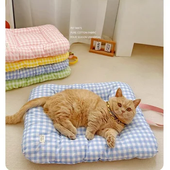 Cute Plaid Dog Cat Cushion  Chic Pet Mat Soft Reversible Washable Pad for Bed, Sofa Non-Slip Comfort Mat for Puppy Kitten Small