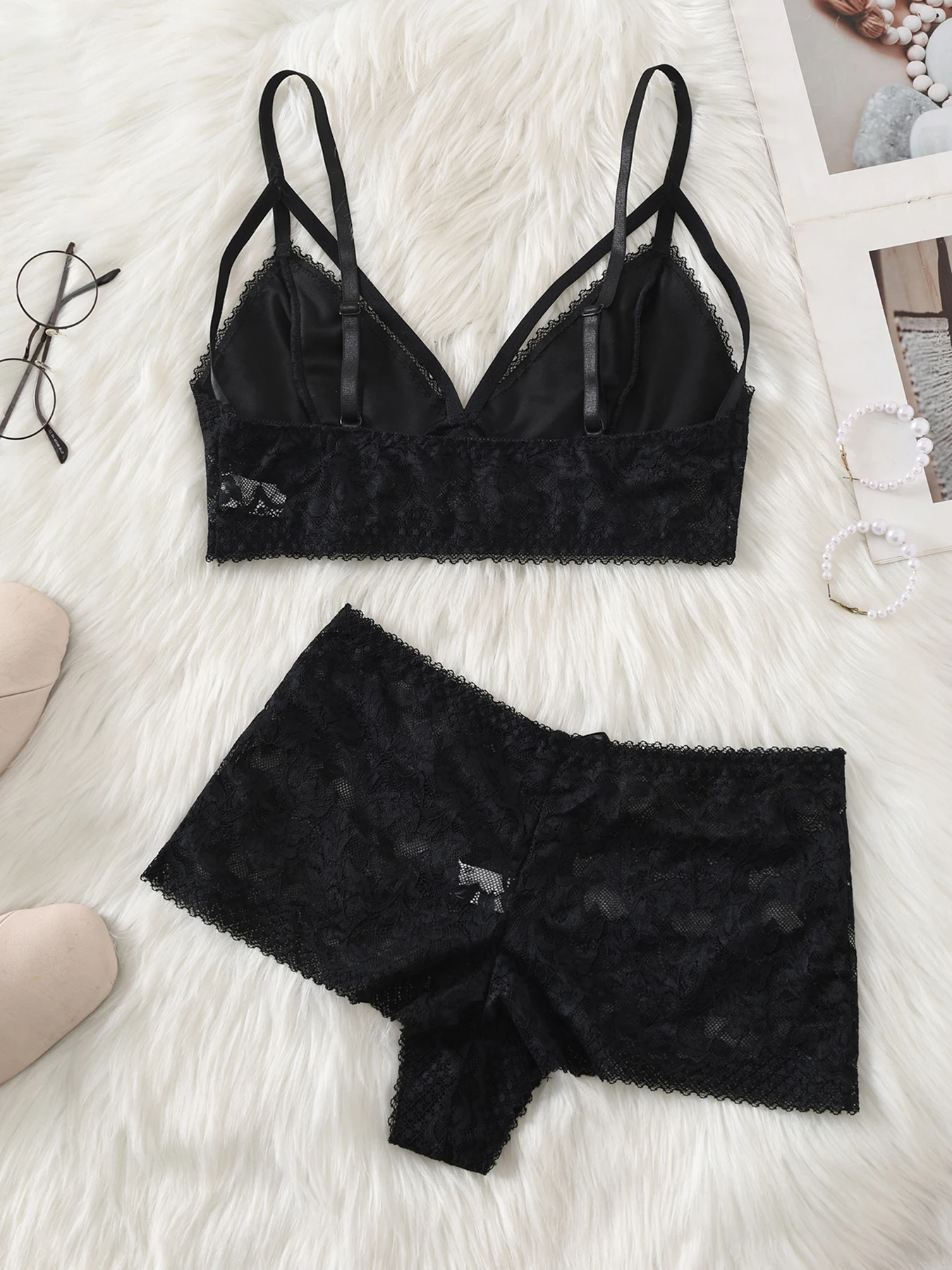 Elegant Lace Lingerie Set