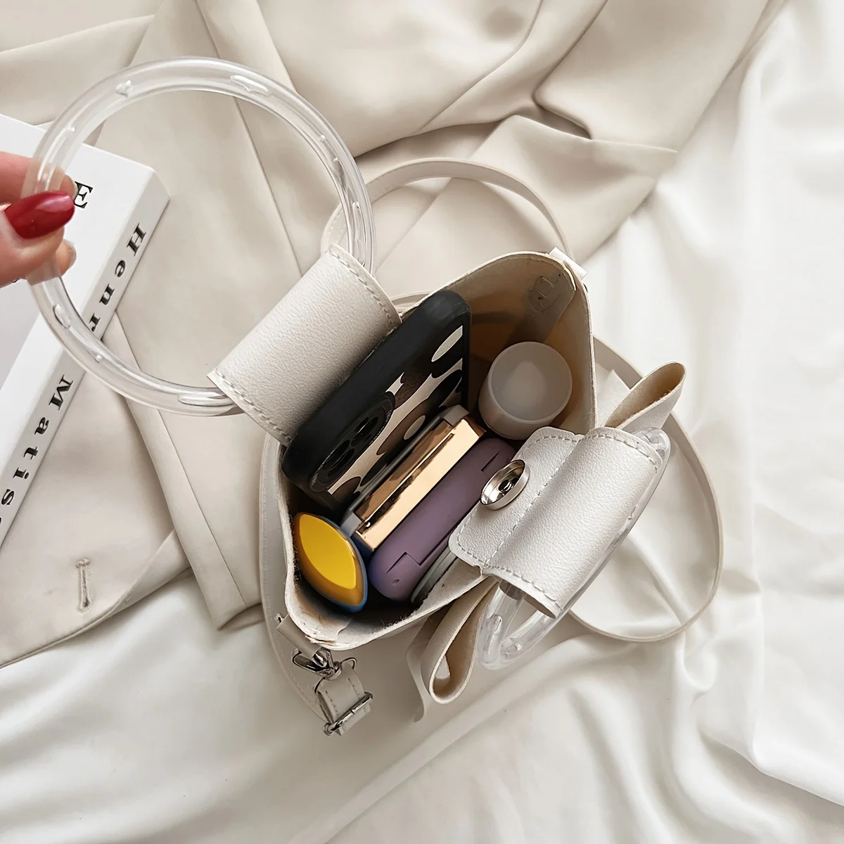 Stylish Women's Bucket Bag with Detachable Strap and Elegant Bow Accent Casual Shoulder Crossbody Bag, Summer Handbag Purse