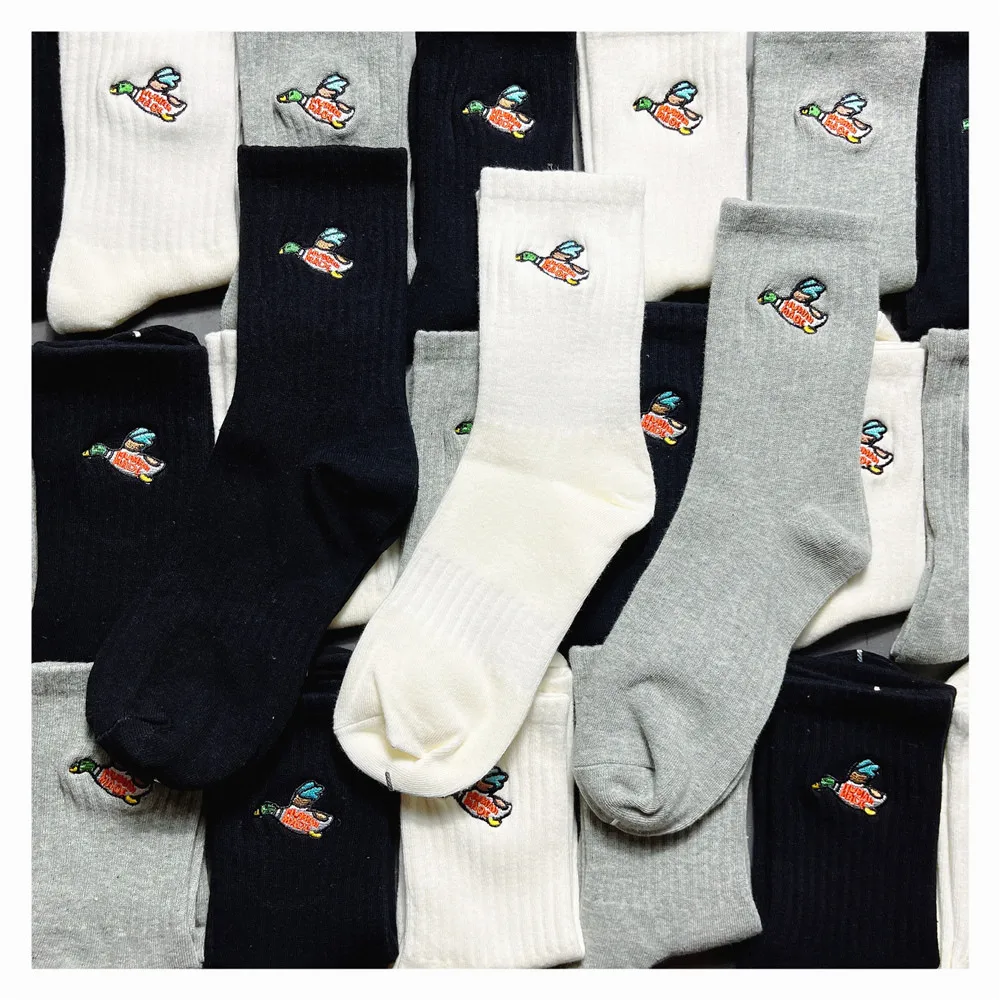 

Носки мужские хлопковые с вышивкой, хлопок, утенок, летающая маленькая утка, японские брендовые носки с животными