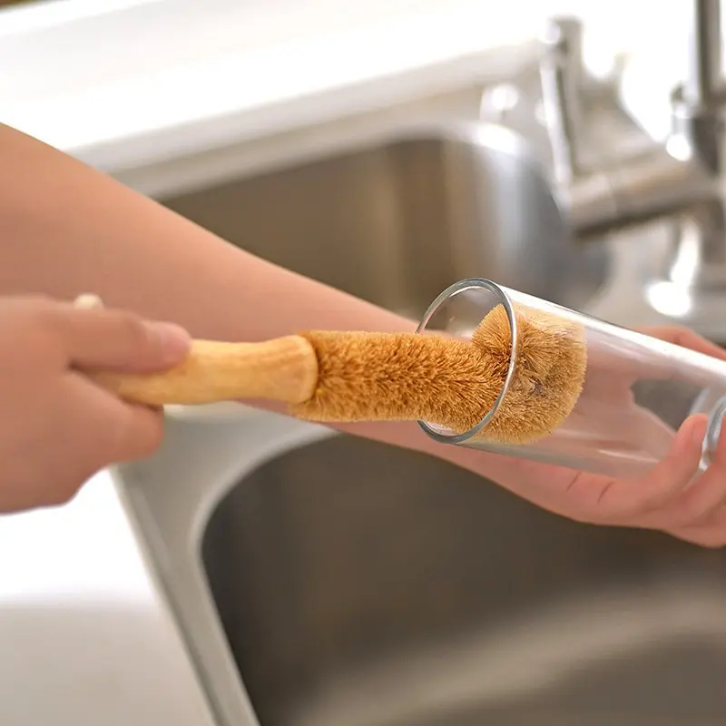 

Long Wood Handle Cup Cleaning Brush Coconut Palm Cup Washing Brush Kitchen Milk Bottle Glass 360 degrees Cleaning Brush