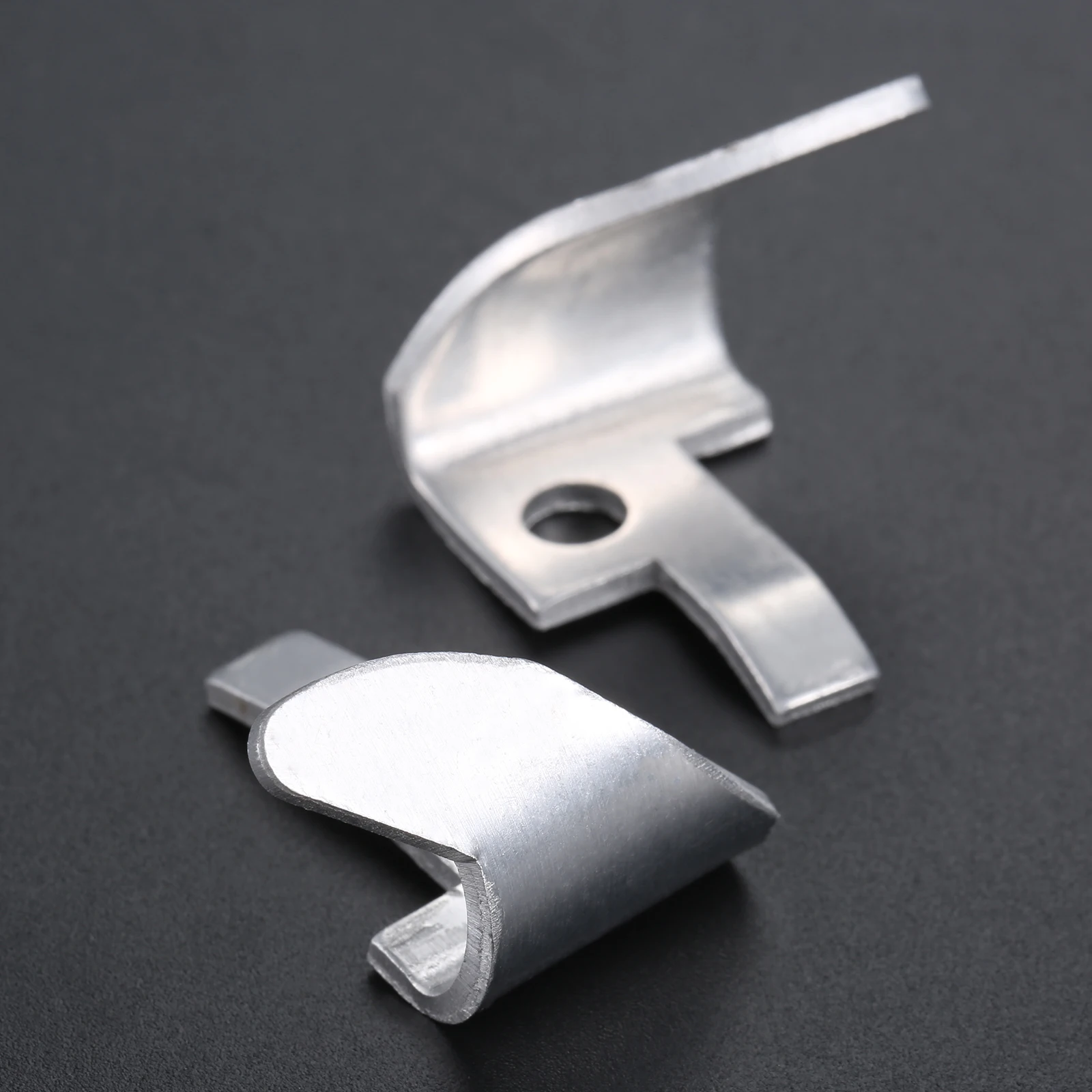 1Pc11196567705ChainsawChainCatchFitForStihl024026028029039