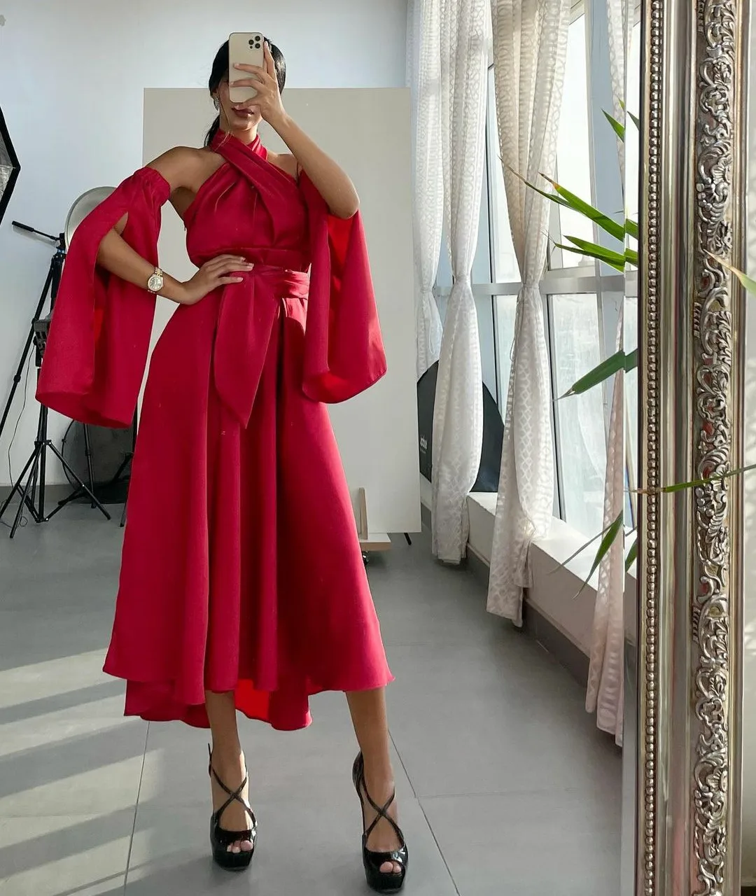 

Elegant Short Red Halter Evening Dresses With Sash A-Line Satin Prom Dress Tea Length فساتين السهرة for Women