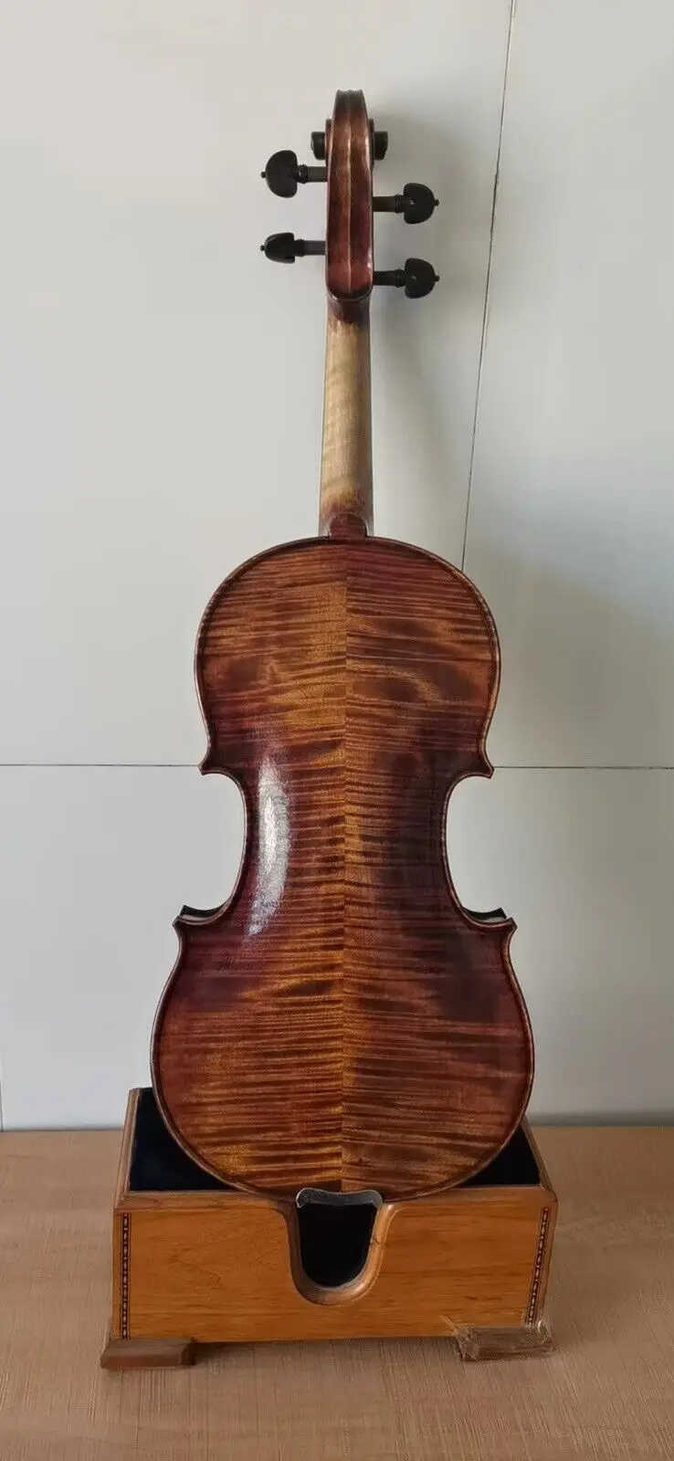 

4/4 size Violin solid flamed maple back spruce top hand carved nice sound K3169