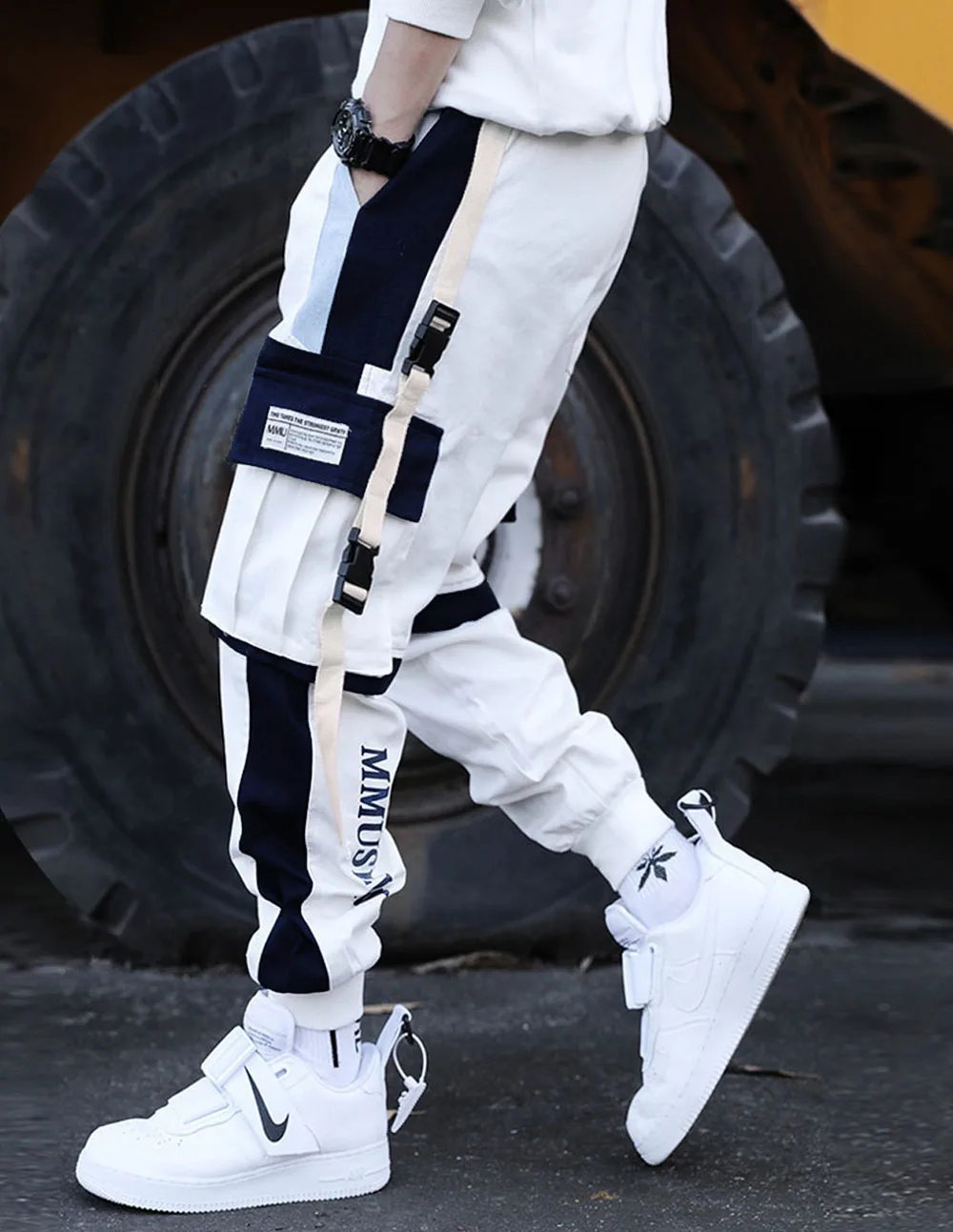Description Picture 4 of itemNew Streetwear Men's Multi Pockets Cargo Harem Pants Hip Hop Casual Male Track Pants Joggers Trousers Fashion Harajuku Men Pants