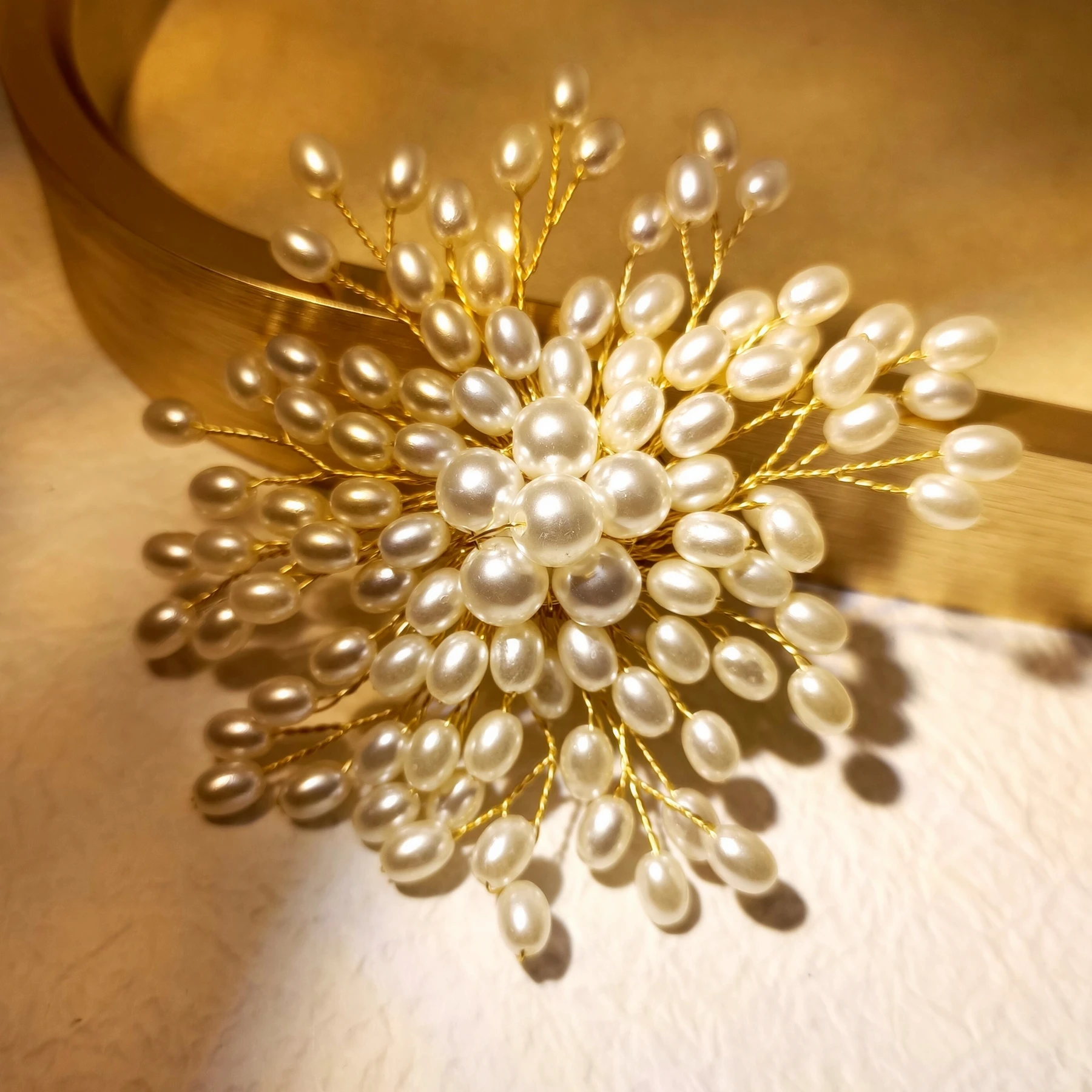 Glamours Statement Layered Spray Imitated Pearls Flower Bridal Brooch Wedding Accessory