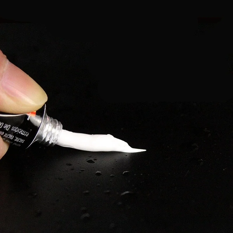 Super Glue Strong Glue Sealant Ultra-Strong Metal Instant Fix Quick Drying Nail Free Powerful Bond