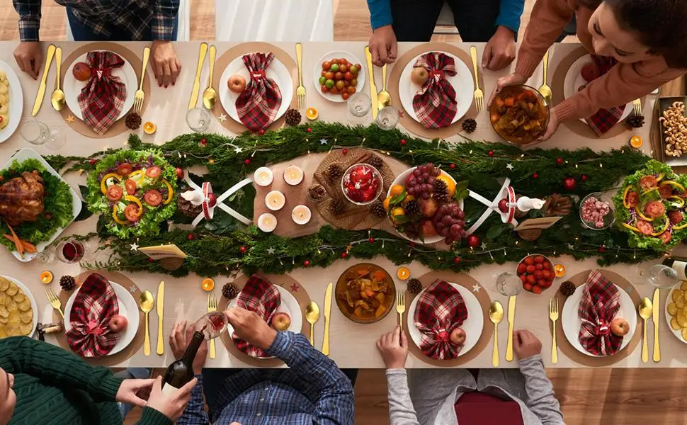 золотой набор столовых приборов