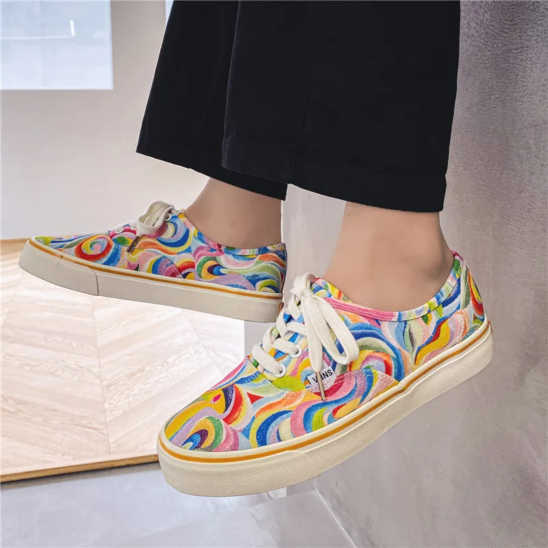 Men Women Canvas Shoes Mix Color Sneakers Couple Skate Shoes Slip on Casual Flats Comfort Low-top Vulcanized Walking Footwear 4