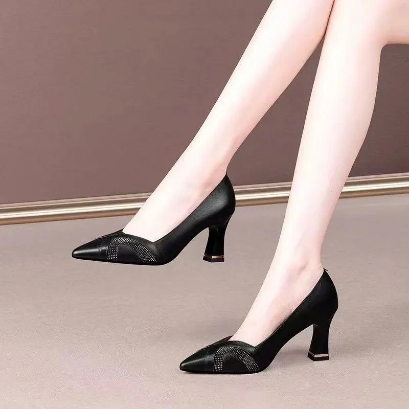 

Cresfimix Zapatos Mujer; Женские элегантные роскошные брендовые блестящие туфли на шпильке с кристаллами; Женские Модные Бежевые кожаные туфли-лодочки; A1313