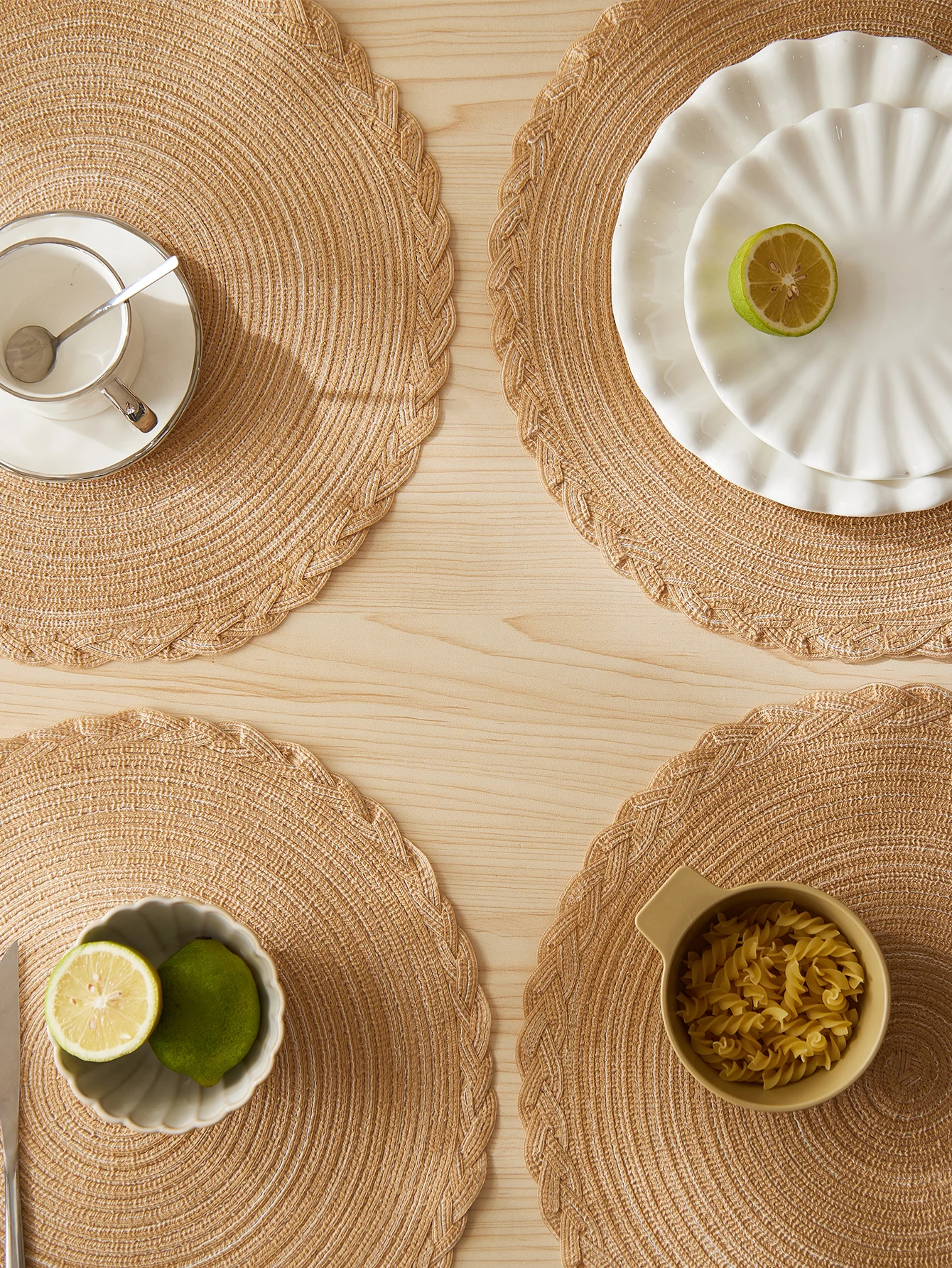 Best-Selling Round Cotton Placemats - Set of 4, Heat-Resistant and Non-Slip Washable Table Mats