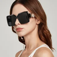INS populaire carré lunettes de soleil femmes luxe rétro marque hommes tendance voyage lunettes de soleil femme nuances UV400 Oculus 2