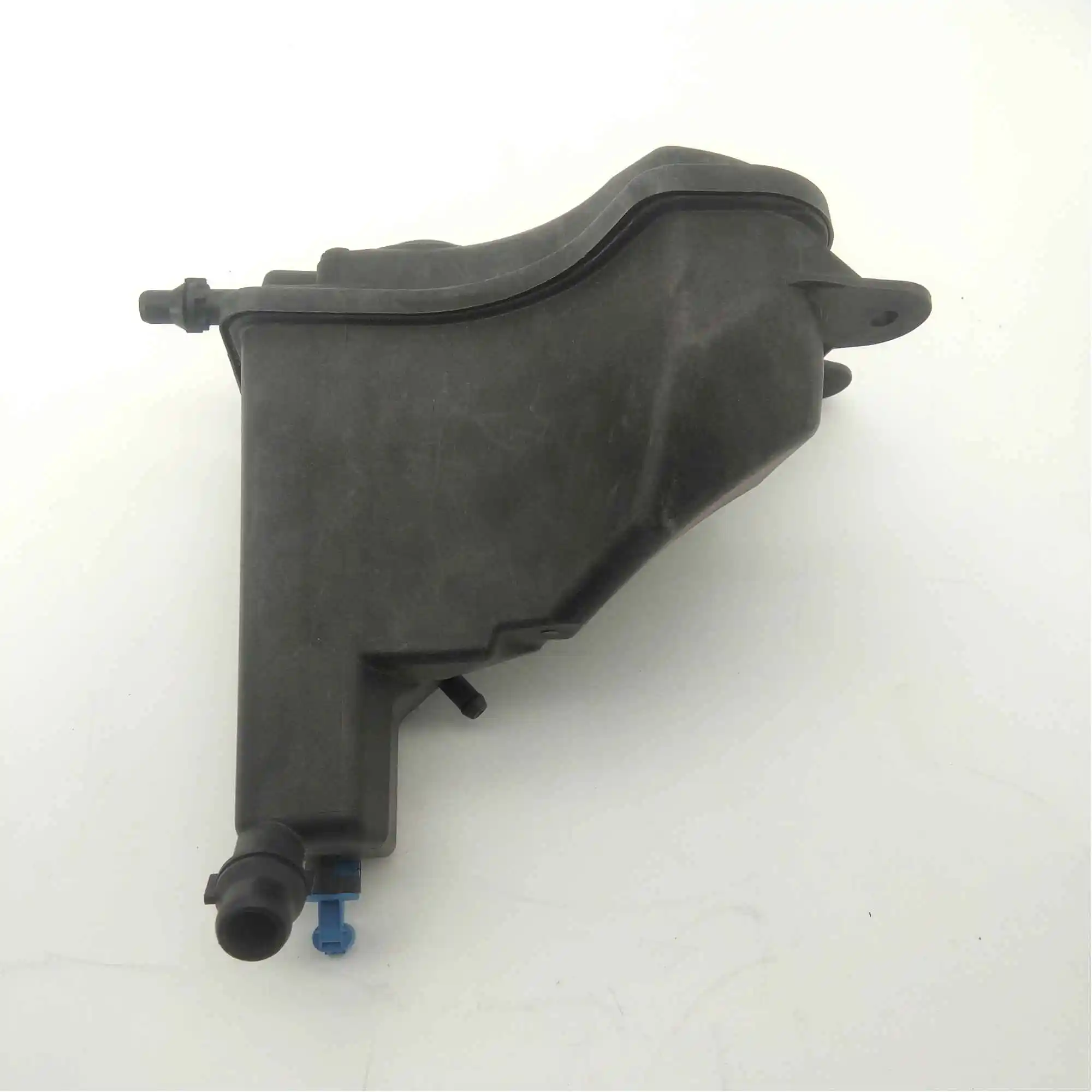 17138570079 FOR BMW E90 Diesel FI 335d Coolant Expansion Tank