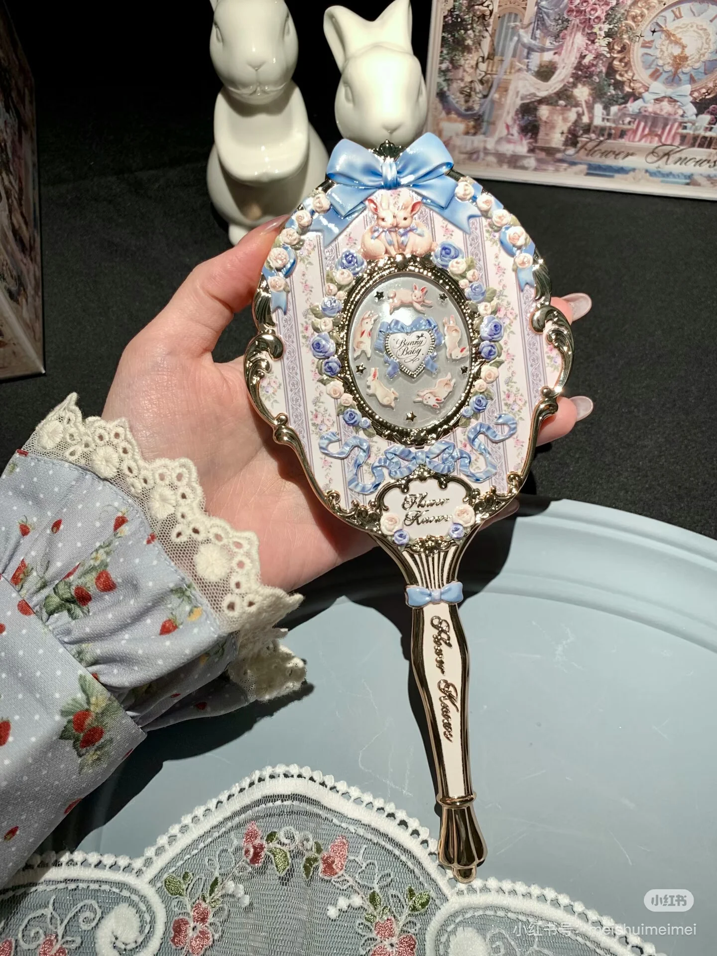 플라워 노우 버니 가르드 시리즈 메이크업 도구 미니 메이크업 미러 핸드헬드 보습 립밤 화장품