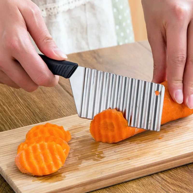 Description Picture 5 of itemStainless Steel Potato Chip Slicer Dough Vegetable Fruit Crinkle Wavy Slicer Knife Potato Cutter Chopper French Fry Maker Tool