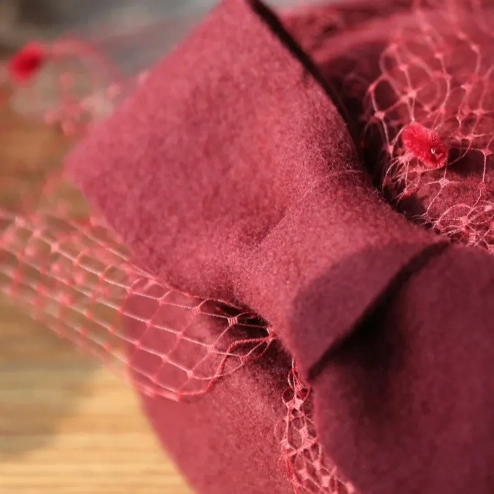 Neue elegante Mesh Wolle Jazz Hut warme Wolle atmungsaktive Air Stewardess Cap britischen Stil Hut Fotografie Dekoration – Detail 2