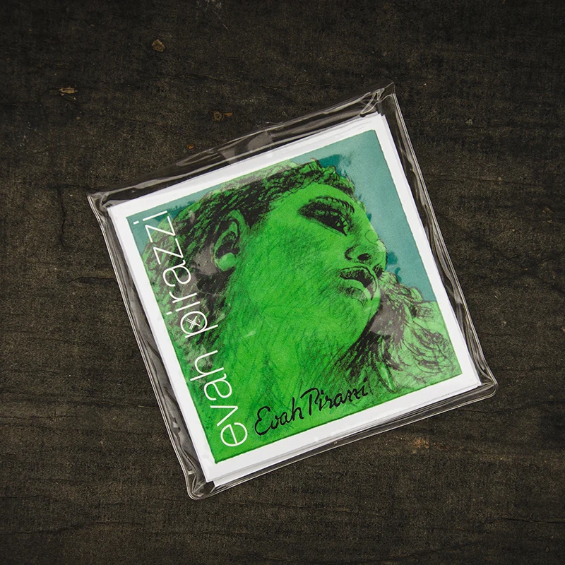 Набор струн для скрипки PIRASTRO Evah Pirazzi E-A-D-G с синтетическим сердечником E-Gold/E-Silver, шаровой наконечник среднего натяжения, доступен в размере 4/4-1/2