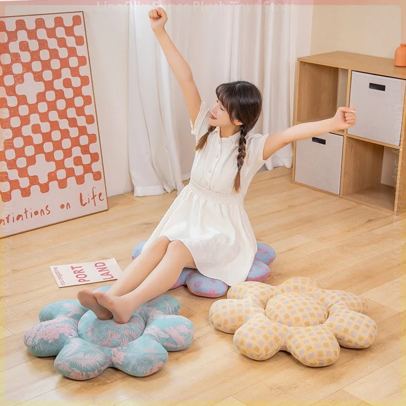 Рисунок 5 - Ткань с имитацией принта семь лепестков