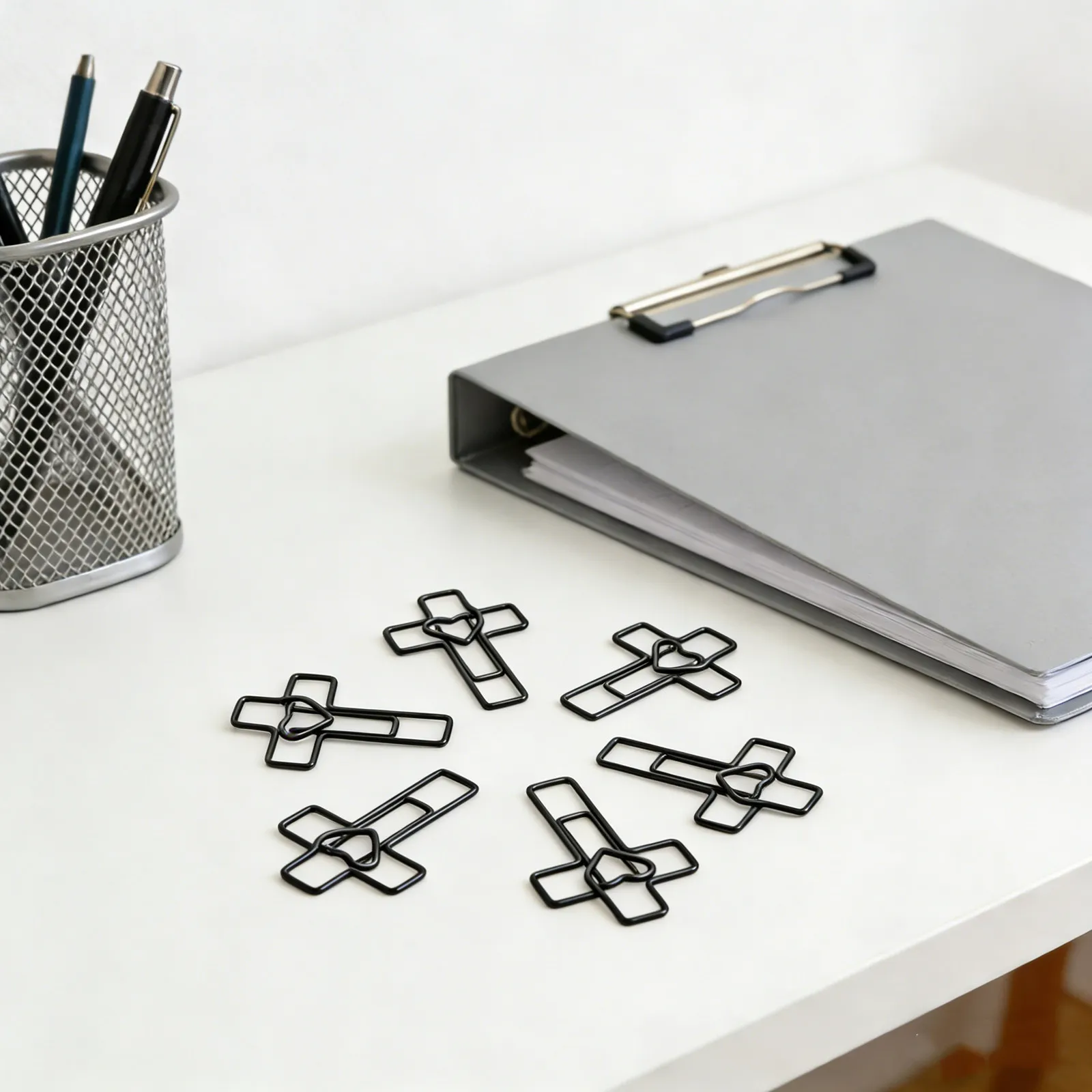 100Pcs 금속 하트 크로스 종이 클립 십자가 모양의 성경 연구 용품 예수 북마크 기독교 문구 장식 클립