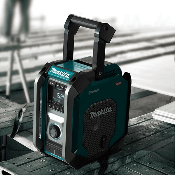 Makita MR006G Rechargeable Military Green Radio With Subwoofer, 12V, Can Be  Connected To Bluetooth