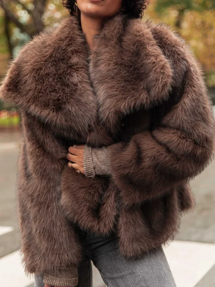 Retro Collar Long Sleeved Buttons Women's Faux Fur Coats Winter Thick Warm Solid Color Fury Jacket Female High Street Outerwear 2