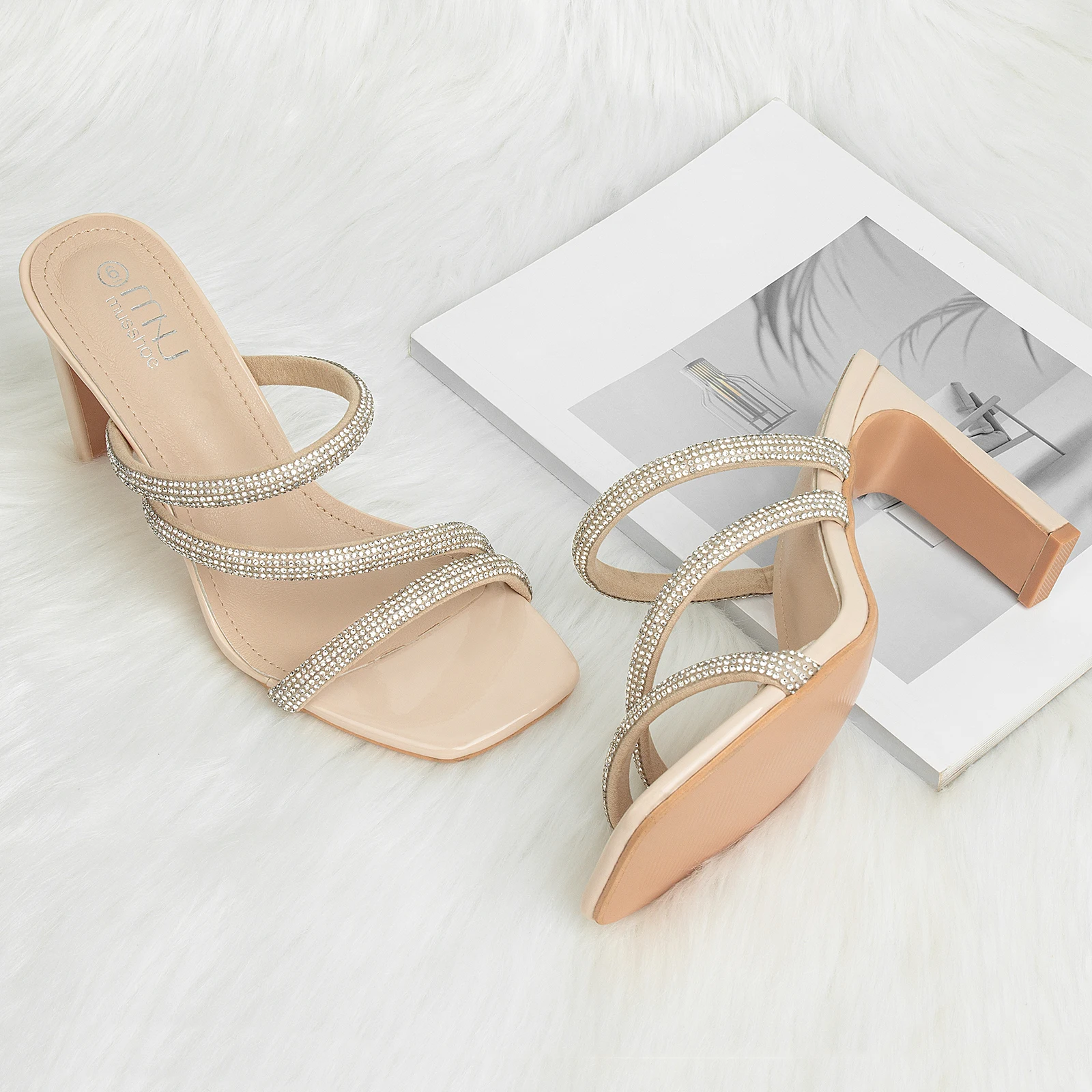 صندل نسائي بكعب عالٍ متلألئ بمقدمة مربعة |   حذاء نسائي بكعب مكتنز للربيع والصيف والخريف