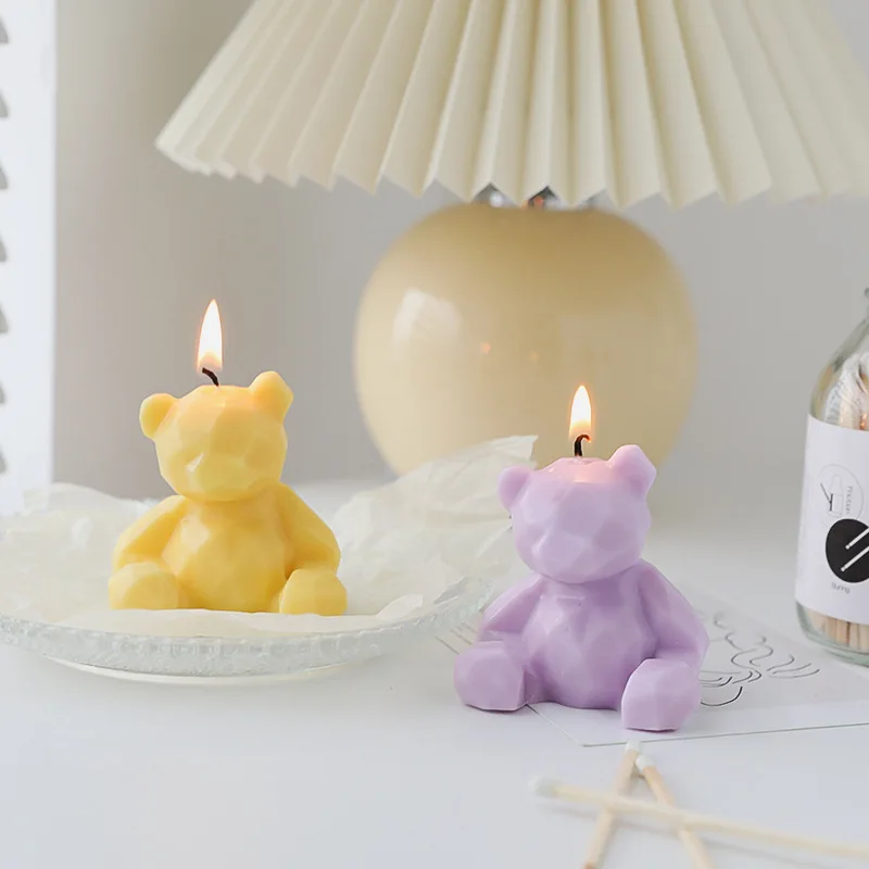 

Creative 3D Bear Scented Candle Soybean Wax Children's Birthday Aromatherapy Candles Paraffin Wax Fragrance Decoration