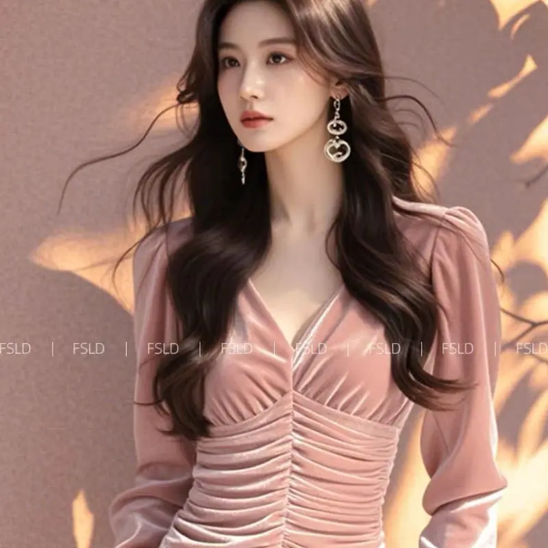 Velvet Long Sleeve T Shirt Women V Neck Casual Lady Tee Youth Elegant Luxury Top Basic Blouse Fashion New