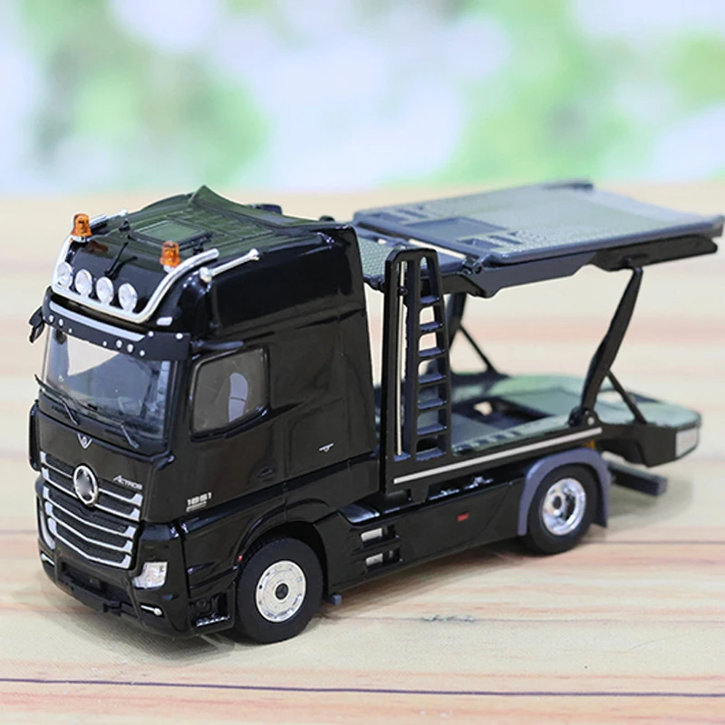 GCD 1:64 Actros Gigaspace 4x2 Sattelzugmaschine Alloy model