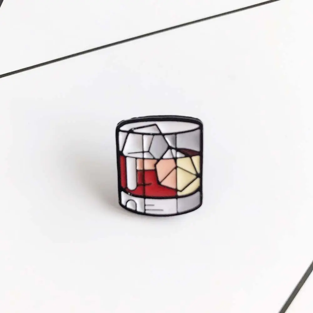 

Lapel Pin Strong Wine Jewelry Accessories Delicious Drink Enamel Pin Whisky with Ice Cube Brooches Lapel Brooch Brooches Pin