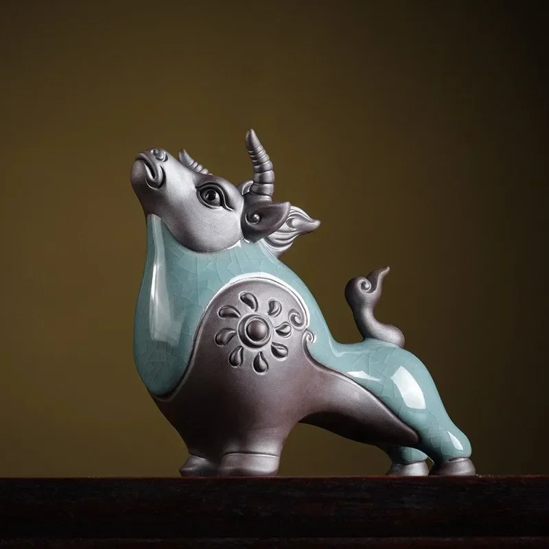 

Fighting Bull Ornaments Vintage Traditional Ge Kiln Handicraft Auspicious Decor Accessories Artwork Gift Household Collection