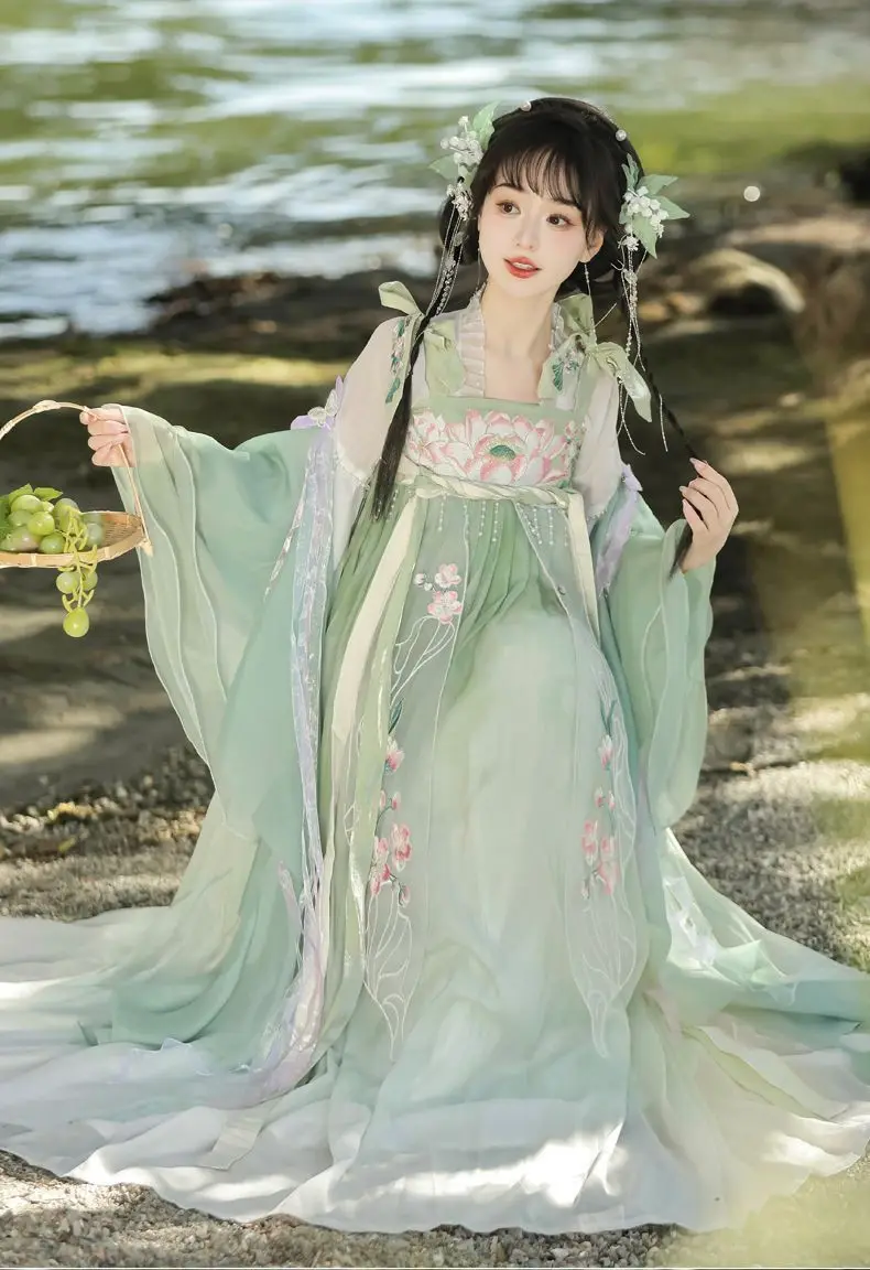 open lace back dress Amazon.com: DYLJixin Chinese Style Hanfu Cheongsam Ancient Tang Ming  Dynasty Dance Costume Cosplay Hanfu Princess Dress for Girls (Color :  Complete Set, Size : S) : Clothing, Shoes & Jewelry main image 1