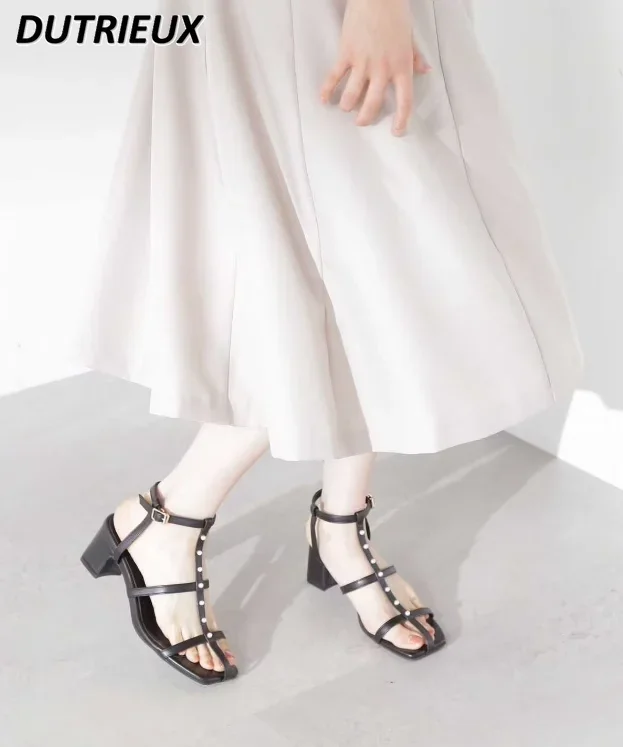

Roman Sandals for Lady Japanese Style Socialite Elegant Sweet Pearl Chunky Heel High Heel Women's Shoes Summer 2024 New