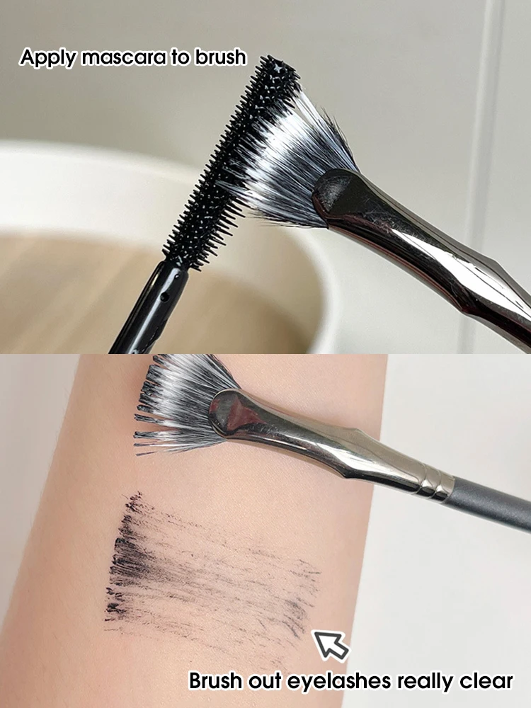Folding Flat Head Mascara Brush 3