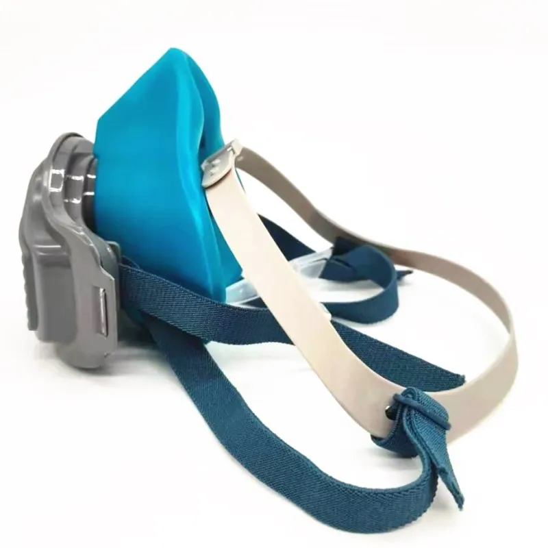 Dustproof and Antivirus Silicone Mask Gas Mask Spray Paint