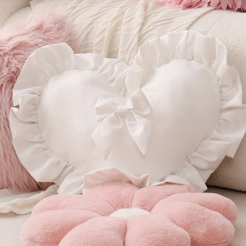 Lovely White Black Pink Heart Cushion Girl Room Decor Ruffled Love Heart Shape Sofa Cushion Pillow Kids Room Baby Shower Gifts 5