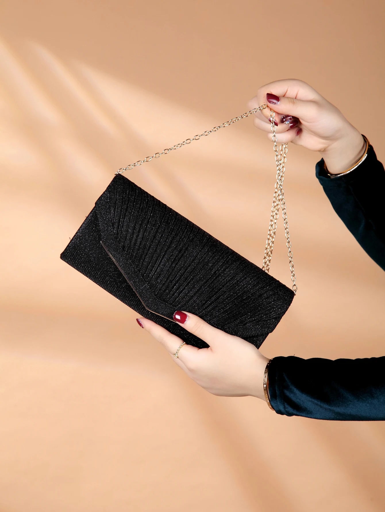 حقيبة مغلف بمقبض على شكل كرة زفاف بلون سادة، حقيبة...