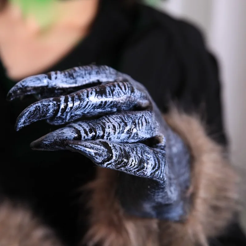 Halloween Werewolf Gloves Ghost Festival Horror Wolf Claw Set Long Hair Beast Gloves Simulated Black Wolf Gloves
