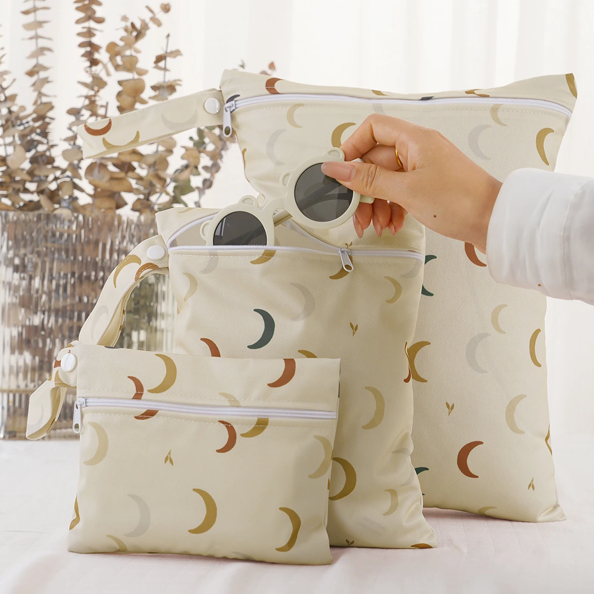 Elinfant 3-Piece Waterproof Wet/Dry Diaper Bag Set with Handle