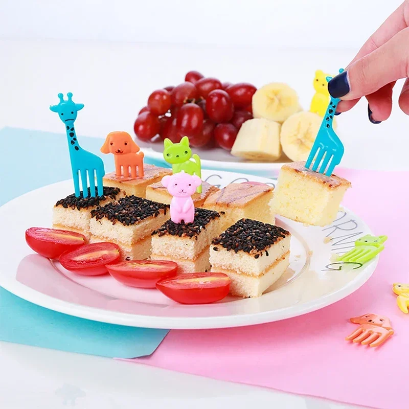 Animal Food Picks Mini Forks for Kids Cute Fruit Fork Bento Box Bento Accessories Food Decoration Fork Picks for Kids fruit fork food picks