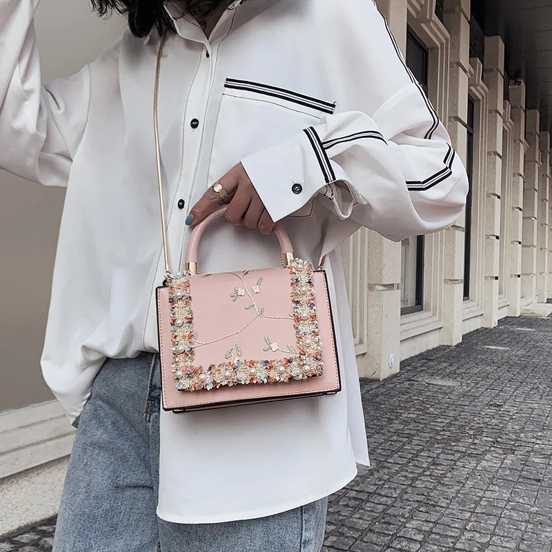 NEW Vintage Flower Lace Handbags Women's Crossbody Bags Fashion Gold Chain Ladies Messenger Bag Evening Clutch Female Purses