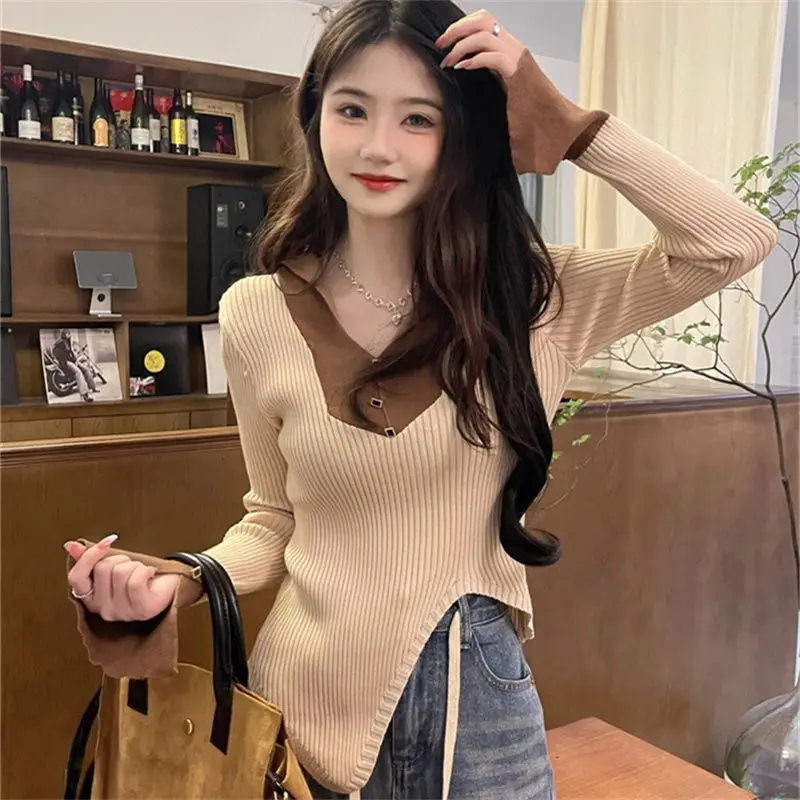 Fashion V-Neck Button Spliced Irregular Blouses Women's Clothing 2023 Autumn Winter Slim Knitted Korean Tops Flare Sleeve Shirts
