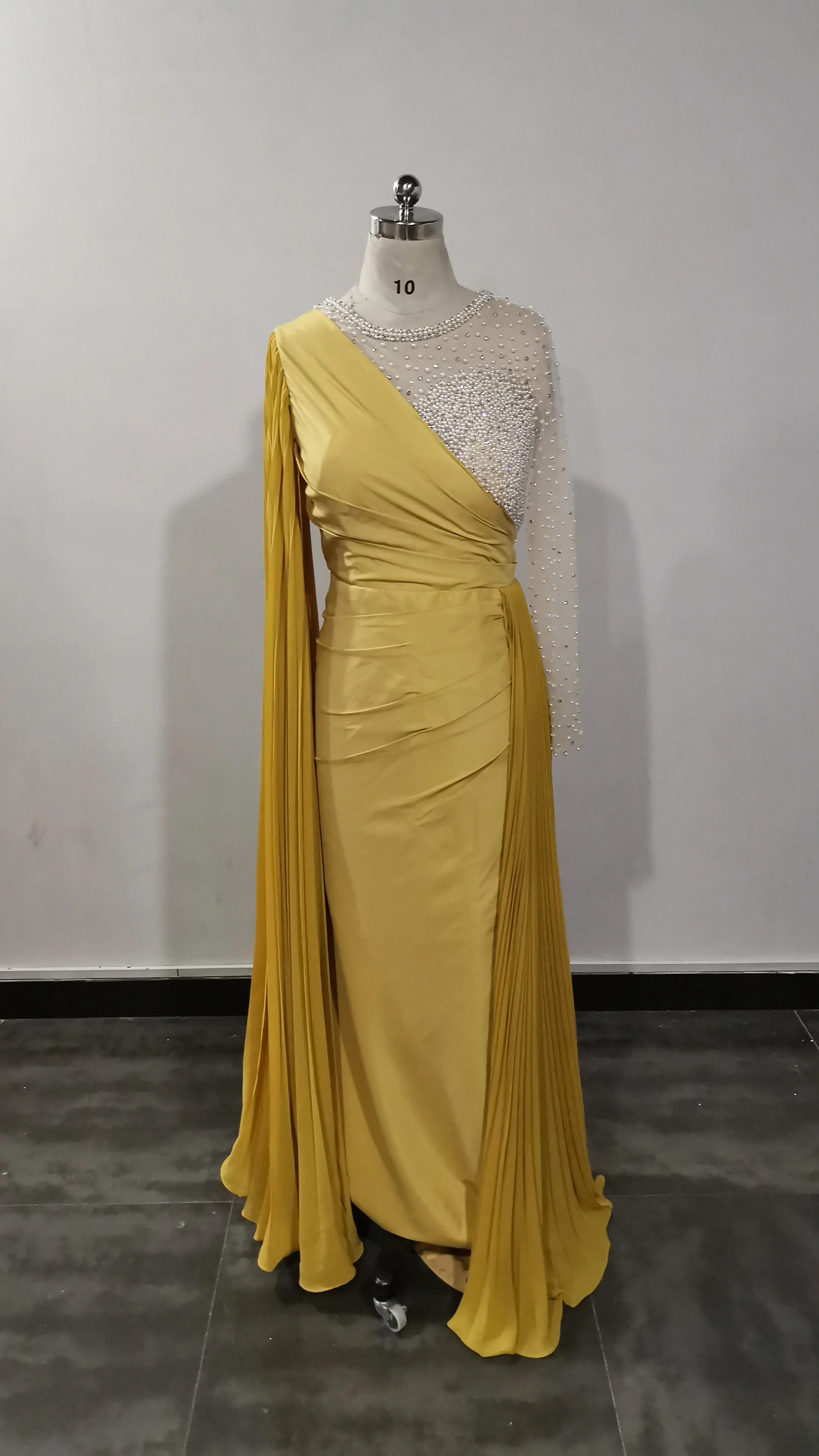 Sexy Beads Crystal Pearls Pleat Satin Long Sleeve Mermaid New Style Evening Prom Dress See Through Tulle