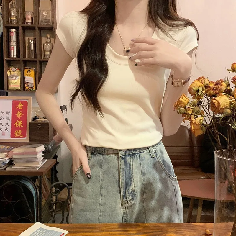 Рисунок 4 - Женский укороченный топ