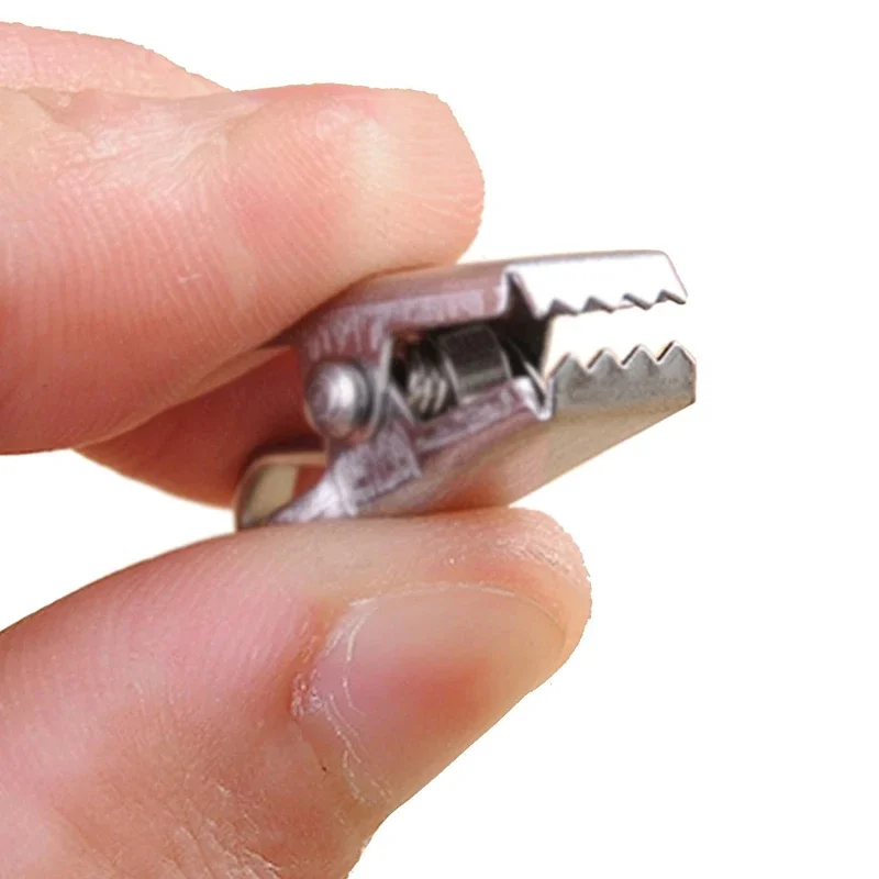 Set of Metal Mini Clips with Hooks for Home Decoration and Window Accessories