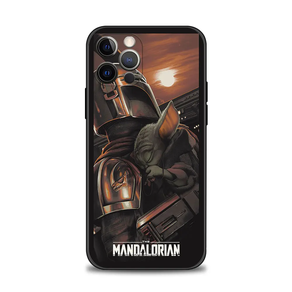 Funda para iPhone 13 Mini Oficial de Star Wars Baby Yoda Sonrisas - The  Mandalorian