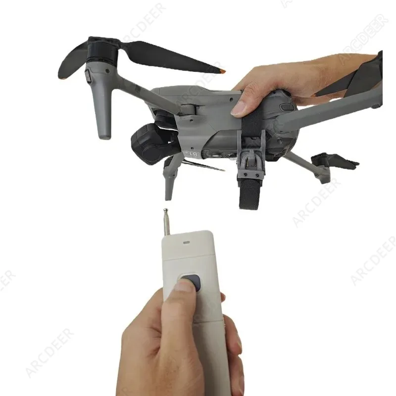 Télécommande du mécanisme de largage pour drone avec portée 2 km et port de charge Type-C.
