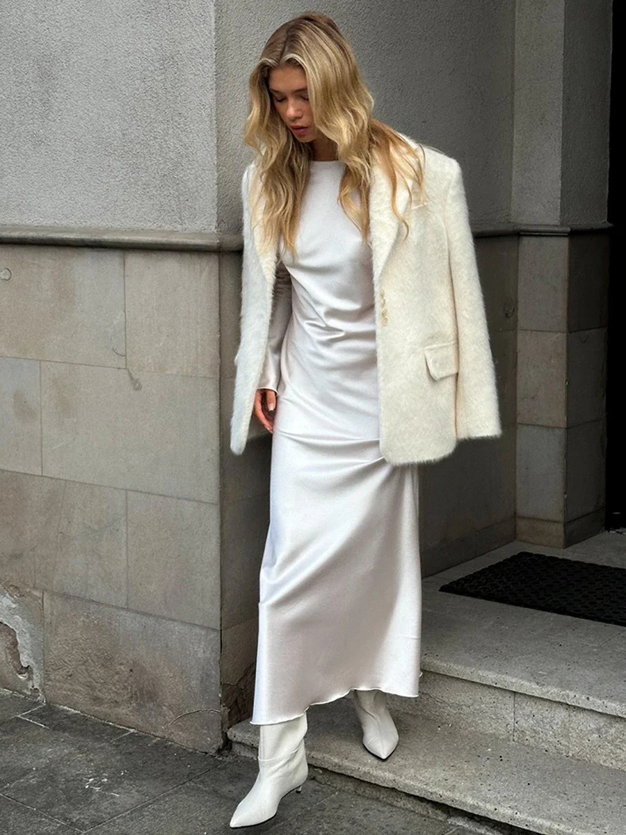 Bornladies Winter New Women's Collar Plush Jacket Elegant Loose Chic Coat Thicken Fashion Office Ladies Warm Button Outerwear