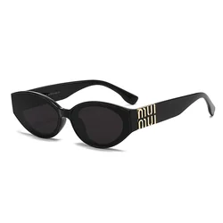 Luxury Unisex Oval Gradient Lens Sunglasses with UV400 Protection (C1)